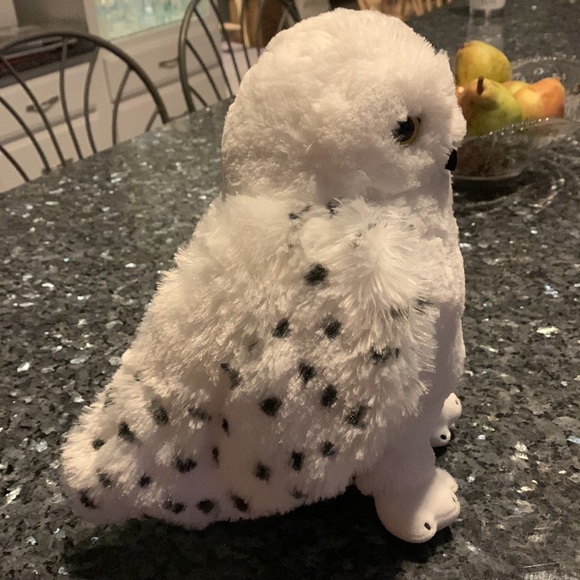 Harry Potter’s Hedwig 12 inches plush - Picture 3 of 6